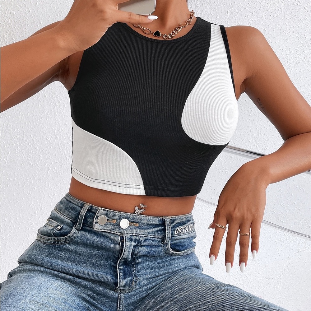 Woman Shein Tank